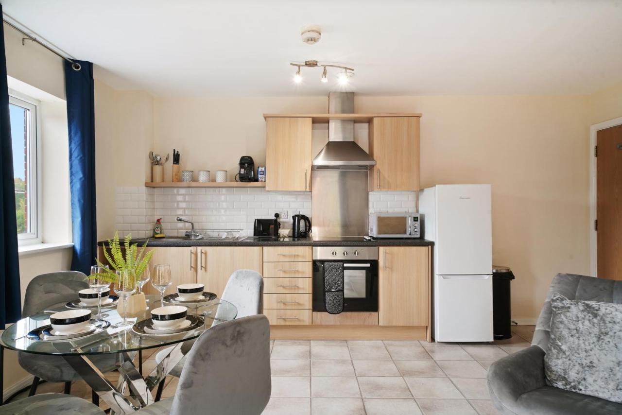 Peaceful 2Br Flat With Historic Bottle Kilns View & Free Parking Located Near City Centre Stoke-on-Trent Exteriér fotografie