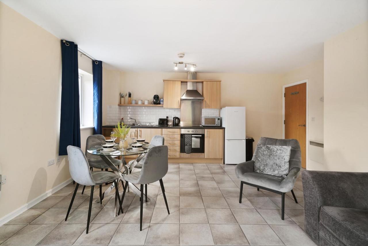Peaceful 2Br Flat With Historic Bottle Kilns View & Free Parking Located Near City Centre Stoke-on-Trent Exteriér fotografie